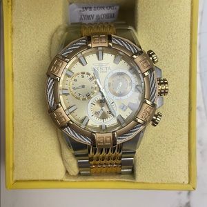 Men’s big face diver invicta watch